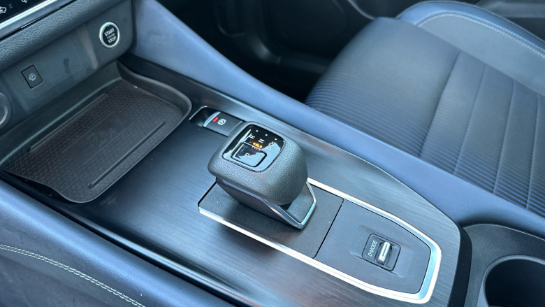 Nissan Qashqai 1.3 DiG-T MH 158 Tekna 5dr Xtronic Petrol Hatchback